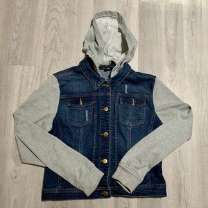 Jean jacket with Hood